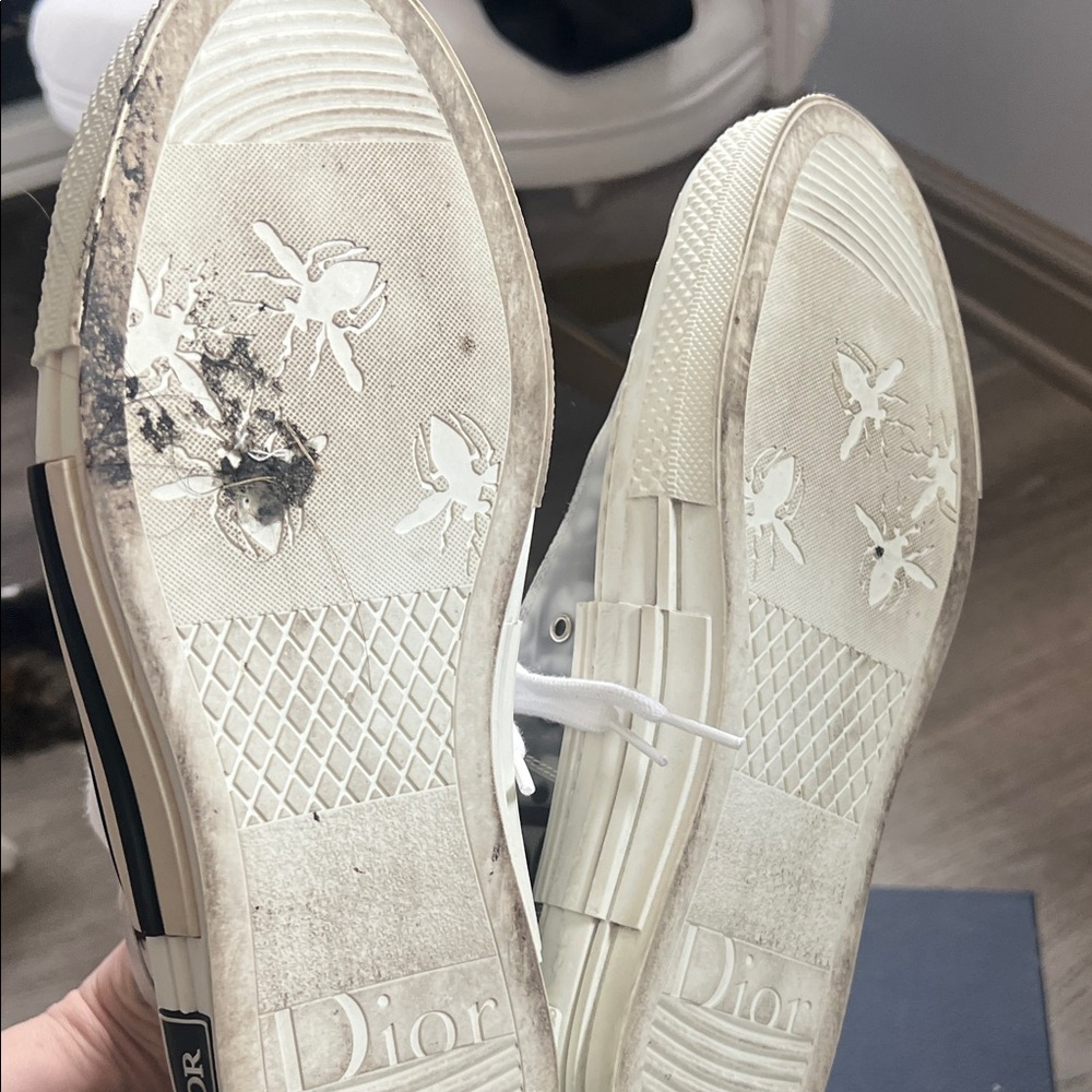 Dior High-Top Sneakers in Grey and White Oblique Canvas - Picture 9 of 14